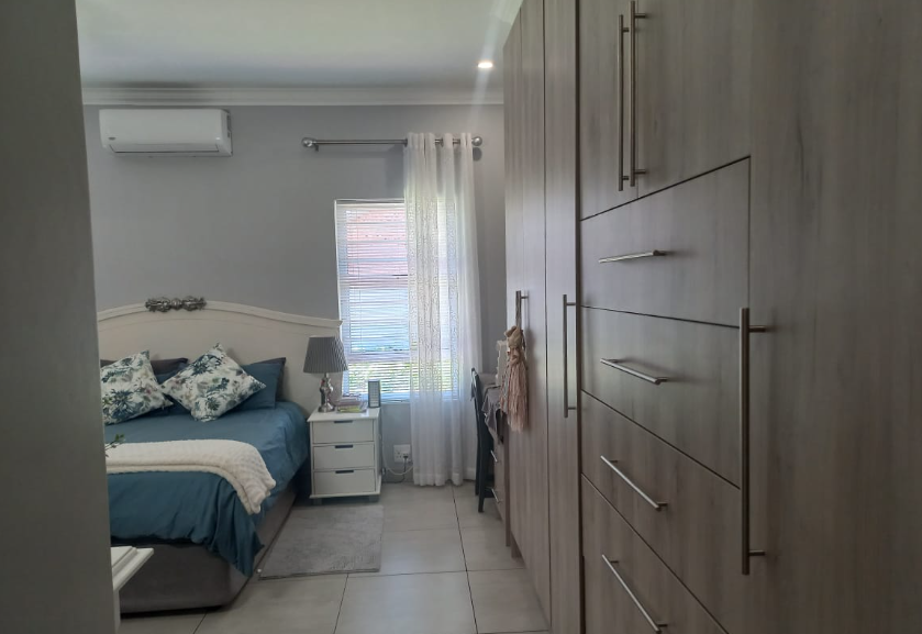 6 Bedroom Property for Sale in Kathu Northern Cape